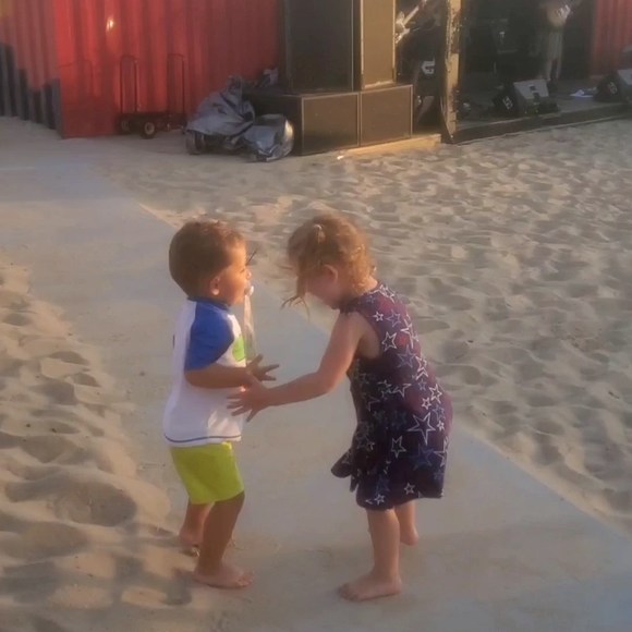 Meet your Posher, Lisa - Picture 1 of 1